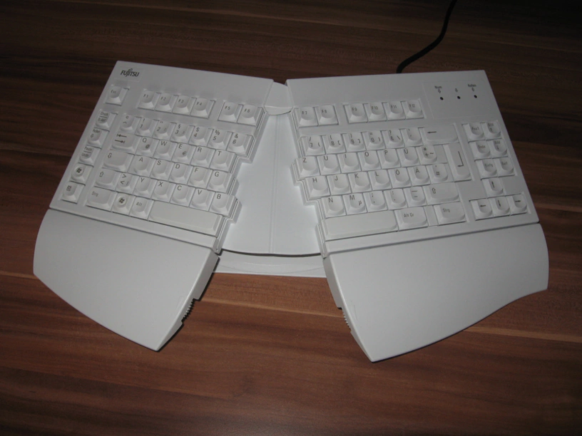 Fertig aufgestellte Tastatur