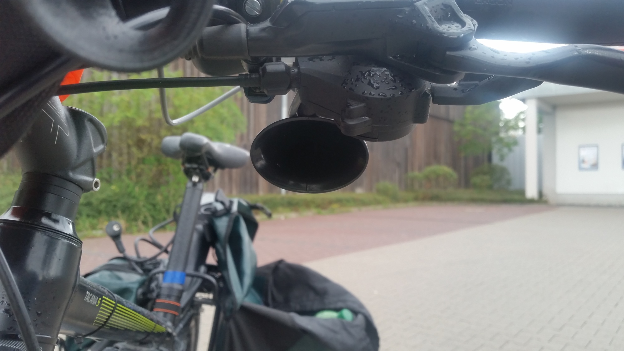 Airzound Fahrrad Drucklufthupe Hupe Klingel in Sachsen - Auerbach