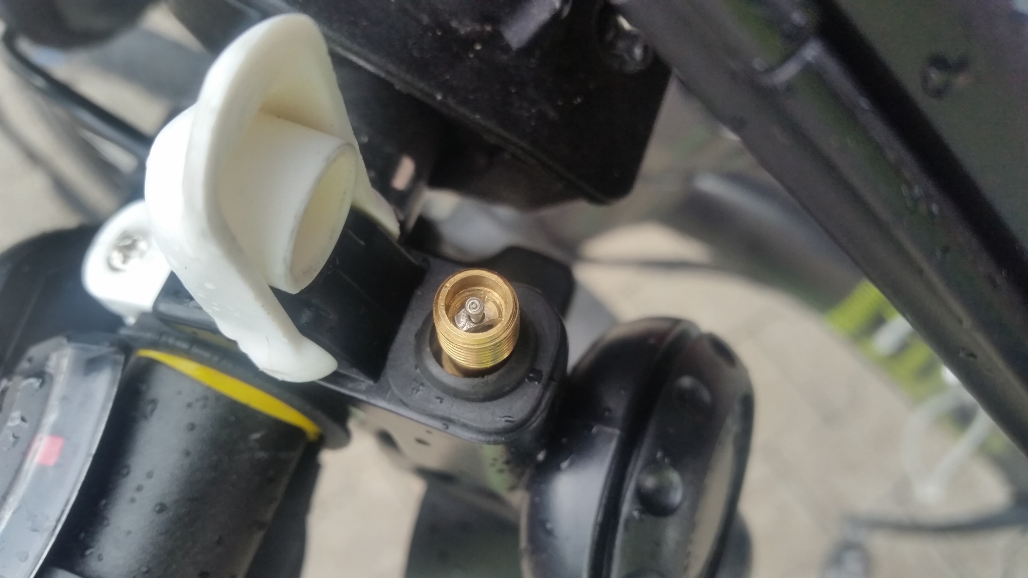 AirZound – Ein Bericht über eine mit Druckluft betriebene Hupe fürs Fahrrad  - Natenoms Blog